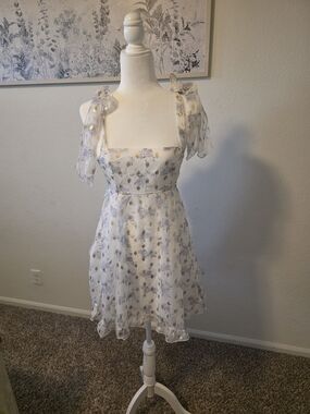 SHEIN White Floral Tie-Shoulder Chiffon Sundress